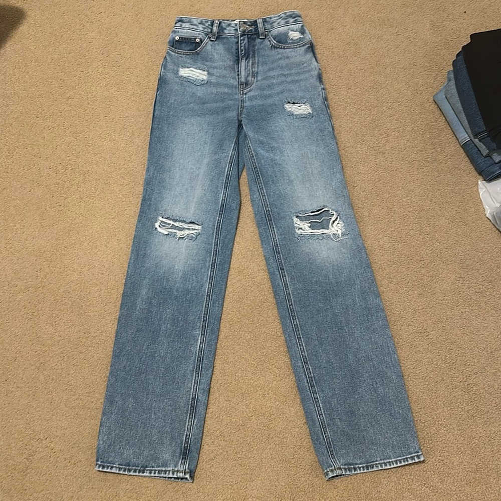 America Eagle light blue ripped straight leg jeans